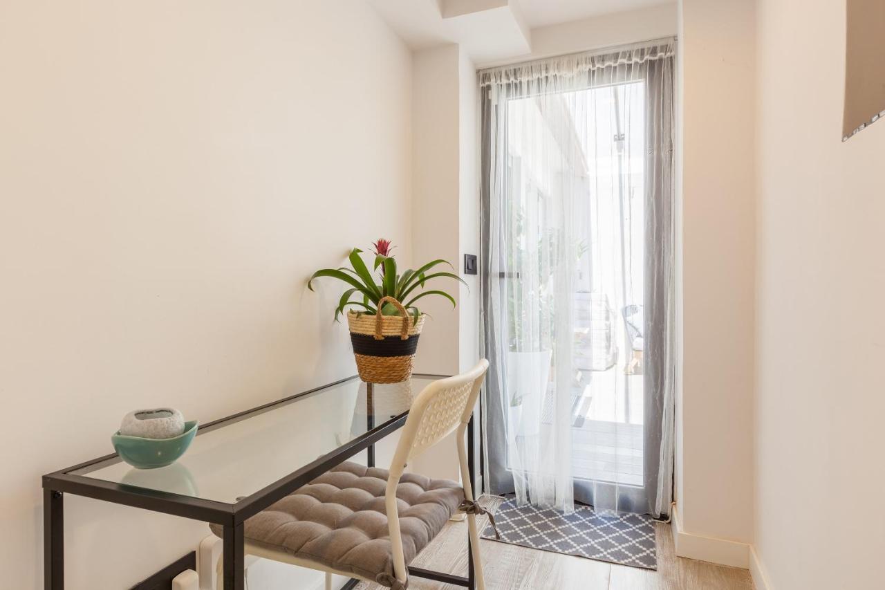 Dulce Y Acogedor Apartment Vilanova i la Geltru Luaran gambar