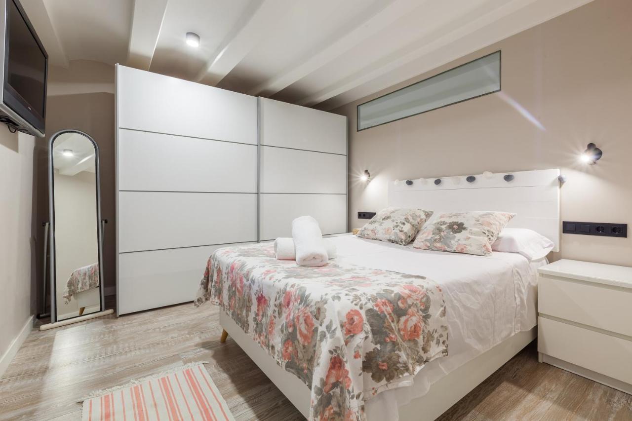Dulce Y Acogedor Apartment Vilanova i la Geltru Luaran gambar